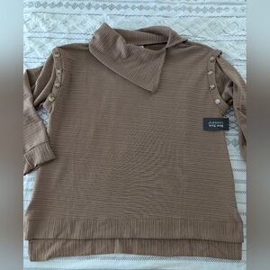 NWT New York Laundry Split Cowl Neck Sweatshirt